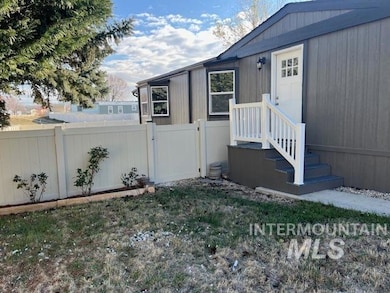 8426 Blue Heaven Ln unit 149, Boise, ID 83716 - photo 2
