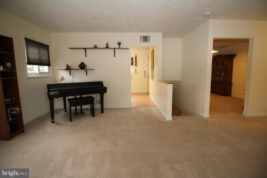 1913 Stanley Ave, Rockville, MD 20851 - photo 3