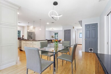 156 Worcester Ln, Waltham, MA 02451 - photo 6