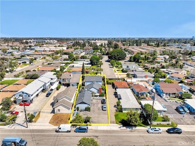 416 Hamilton St, Costa Mesa, CA 92627 - photo 2