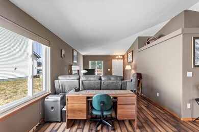 733 E Tara Lee Ave, Medical Lake, WA 99022 - photo 7