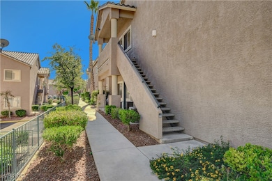 2052 Jade Creek St unit 203, Las Vegas, NV 89117 - photo 3