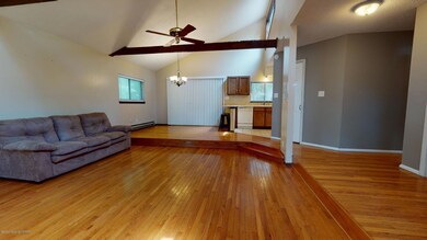 105 Sundew Dr, East Stroudsburg, PA 18301 - photo 3