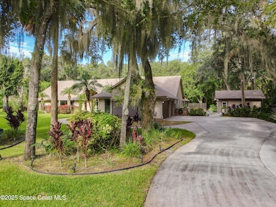 3170 Hilliard Ct, Melbourne, FL 32934 - photo 2