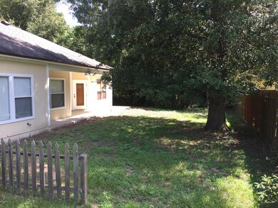 8300 Newton Rd, Jacksonville, FL 32216 - photo 7