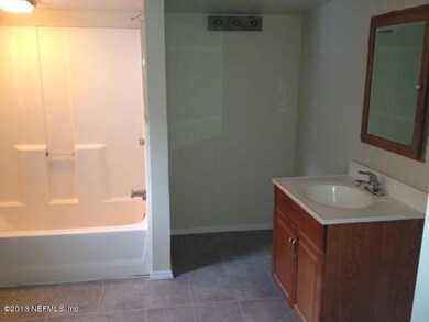 linda bathroom