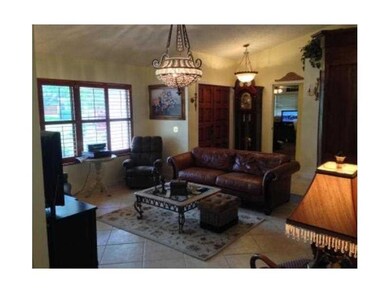 11924 SW 44 St, Davie, FL 33330 - photo 7