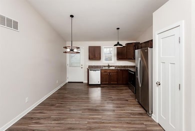 1821 E 25th St, Des Moines, IA 50317 - photo 7