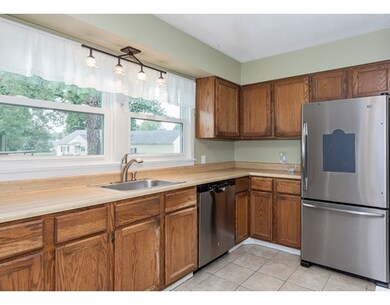 51 Meadowlark Ln, Chicopee, MA 01022 - photo 6