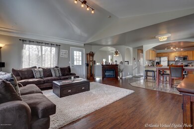 Living Room W/Vaulted Ceiling