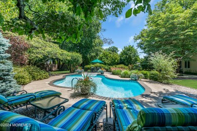 203 Hamiltonian Dr, Red Bank, NJ 07701 - photo 3