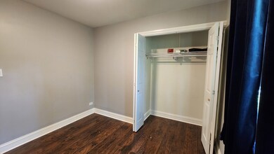 17791 Devon Dr, Country Club Hills, IL 60478 - photo 4