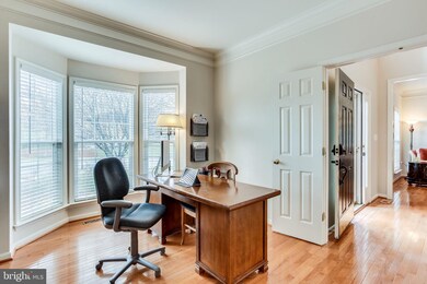 22166 Winter Lake Ct, Ashburn, VA 20148 - photo 7