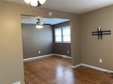 2862 Broadway, Schenectady, NY 12306 - photo 4