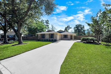 2102 Rolling Glen Dr, Spring, TX 77373 - photo 2