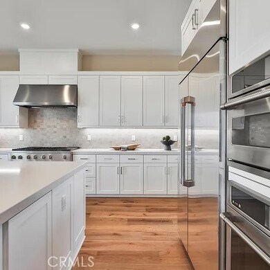 24389 Calle La Roca, Santa Clarita, CA 91354 - photo 4