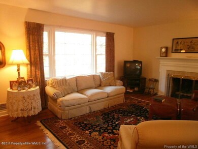 Living Rm 1
