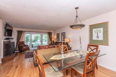 22 RCV dining area