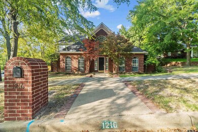 1216 1216 Ashwood, Tyler, TX 75703 - photo 2
