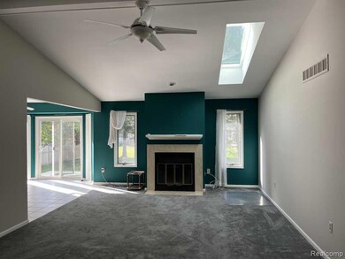 41567 SiMcOe Dr, Canton, MI 48188 - photo 2