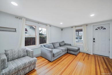 15 Cedar Grove Ct, Patchogue, NY 11772 - photo 7