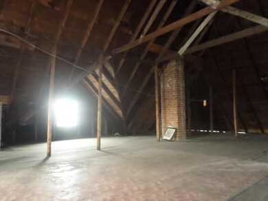 1127 Chapman Ave SW Main (5)