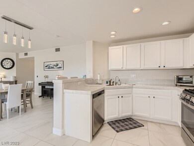 10809 Garden Mist Dr unit 1102, Las Vegas, NV 89135 - photo 5