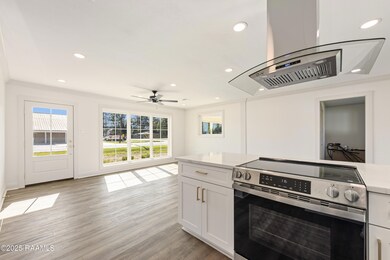 310 Idlewood Blvd, Lafayette, LA 70506 - photo 2