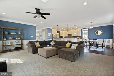 25245 Edenfield Ln, Chantilly, VA 20152 - photo 6