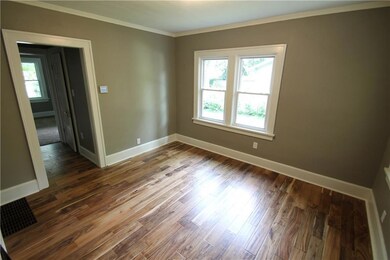 2015 31st St, Des Moines, IA 50310 - photo 2