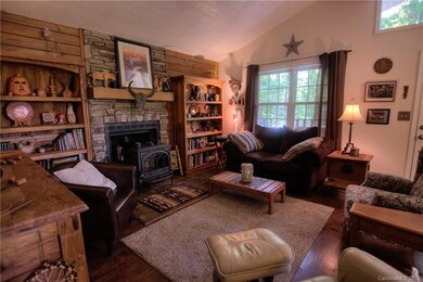 363 Huckleberry Dr, Burnsville, NC 28714 - photo 5