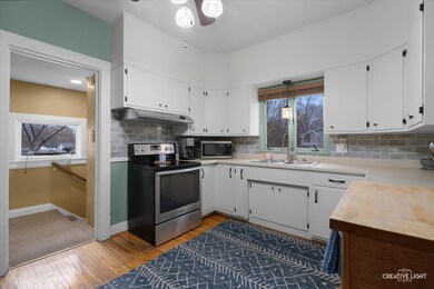 107 E Washington St, Oswego, IL 60543 - photo 7