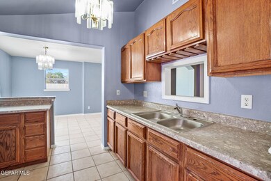 10430 Birthstone Dr, El Paso, TX 79925 - photo 4