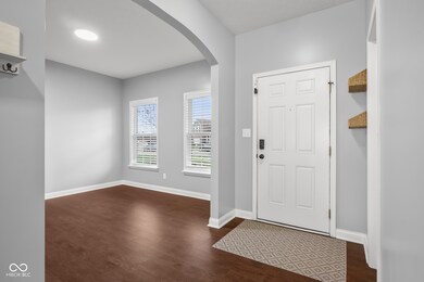 2016 Woodland Parks Dr, Columbus, IN 47201 - photo 3