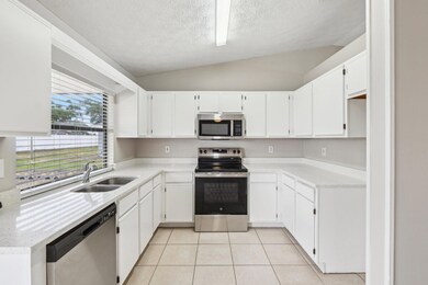 173 SW Starfish Ave, Port Saint Lucie, FL 34984 - photo 6