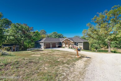 3228 Cedar Bend Rd, Jefferson City, MO 65109 - photo 2