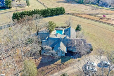 738 Foot Hills Rd, Greenville, SC 29617 - photo 3