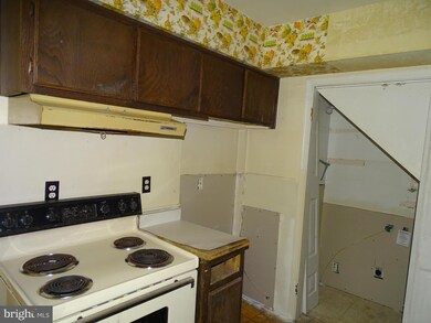 1044 Brinker Dr, Hagerstown, MD 21740 - photo 5