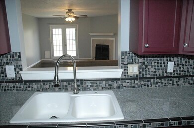 780 Spruce Dr, Greenwood, IN 46143 - photo 6