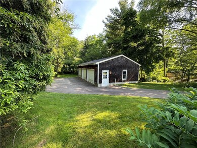 16 Laurel Ln, Warren, RI 02885 - photo 5