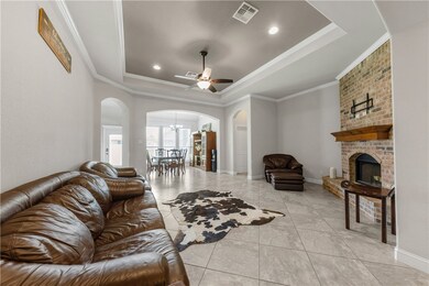 8305 Raintree Dr, College Station, TX 77845 - photo 4