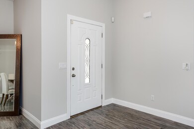 2740 Rambler Ct Navarre FL-large-005-4-F