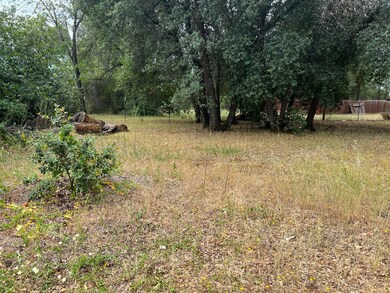 1631,1641 Mistletoe Ln, Redding, CA 96002 - photo 4