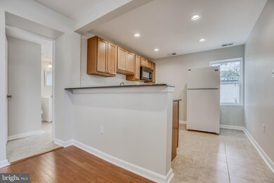 3998 Roland Ave, Baltimore, MD 21211 - photo 7