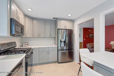 32 Mount Run, Tinton Falls, NJ 07753 - photo 2