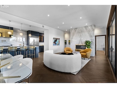 Living Room/Dining Room