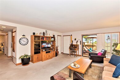 007_Living Room