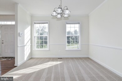 17751 Tweezer Ct, Dumfries, VA 22026 - photo 5