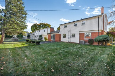 27270 Devonshire St, Southfield, MI 48076 - photo 6