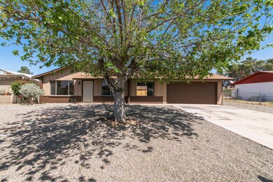 1602 W Grovers-2